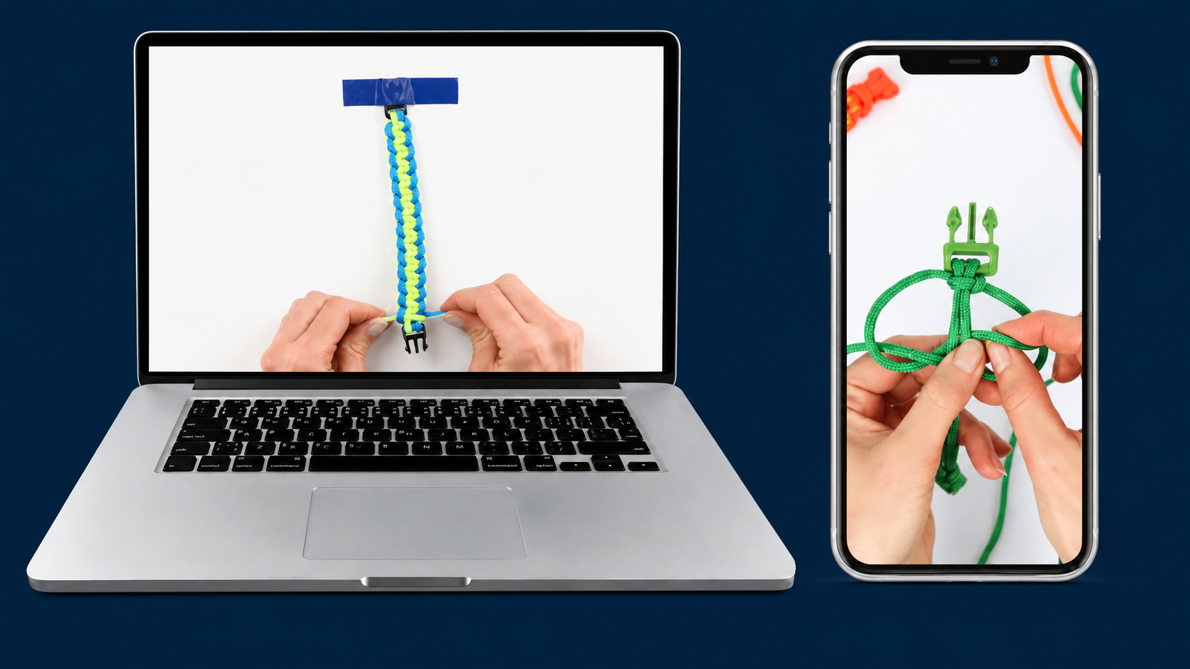 Mockup de laptop com mãos trançando paracord azul/verde e mockup de celular com mãos fazendo nó de macramê verde